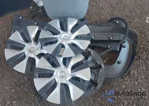 2021 Tesla Model Y Long Range Dual Motor All-Wheel Drive from USA, damaged, VIN 5YJYGDEE2MF161838